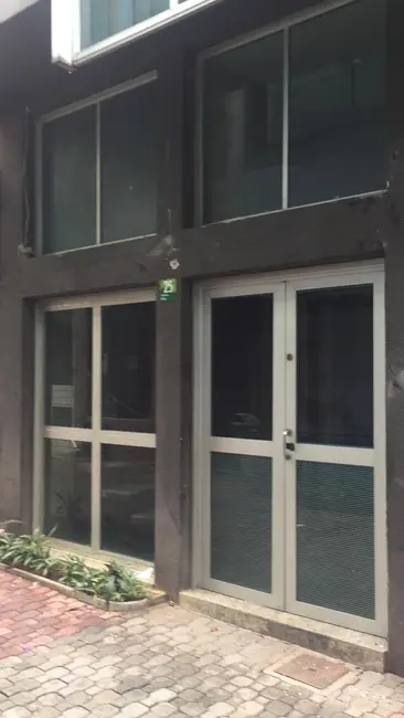 Foto 1 de Sala Comercial à venda, 96m2 em Barueri - SP