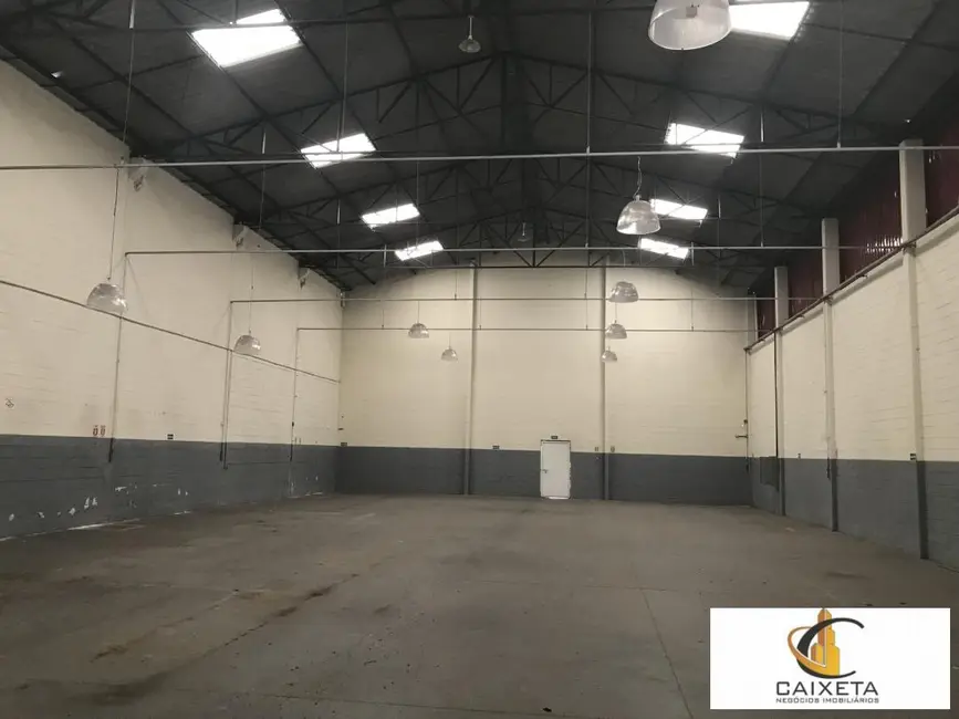 Armazém / Galpão para alugar, 868m2 em Jardim Nina (Fazendinha), Santana De Parnaiba - SP - imagem 4 Foto 4 de Armazém / Galpão para alugar, 868m2 em Jardim Nina (Fazendinha), Santana De Parnaiba - SP