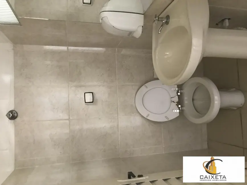 Armazém / Galpão para alugar, 868m2 em Jardim Nina (Fazendinha), Santana De Parnaiba - SP - imagem 8 Foto 8 de Armazém / Galpão para alugar, 868m2 em Jardim Nina (Fazendinha), Santana De Parnaiba - SP