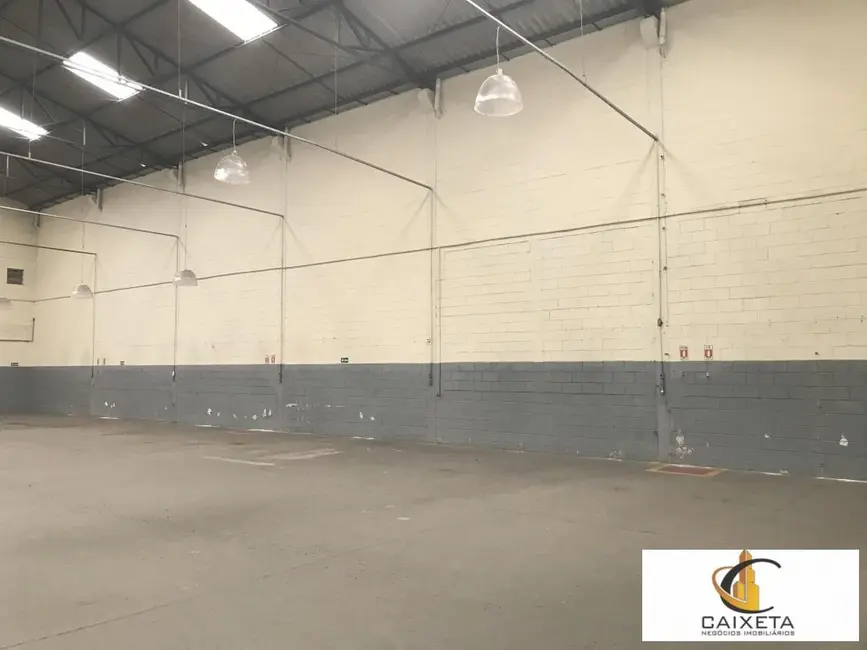 Armazém / Galpão para alugar, 868m2 em Jardim Nina (Fazendinha), Santana De Parnaiba - SP - imagem 3 Foto 3 de Armazém / Galpão para alugar, 868m2 em Jardim Nina (Fazendinha), Santana De Parnaiba - SP