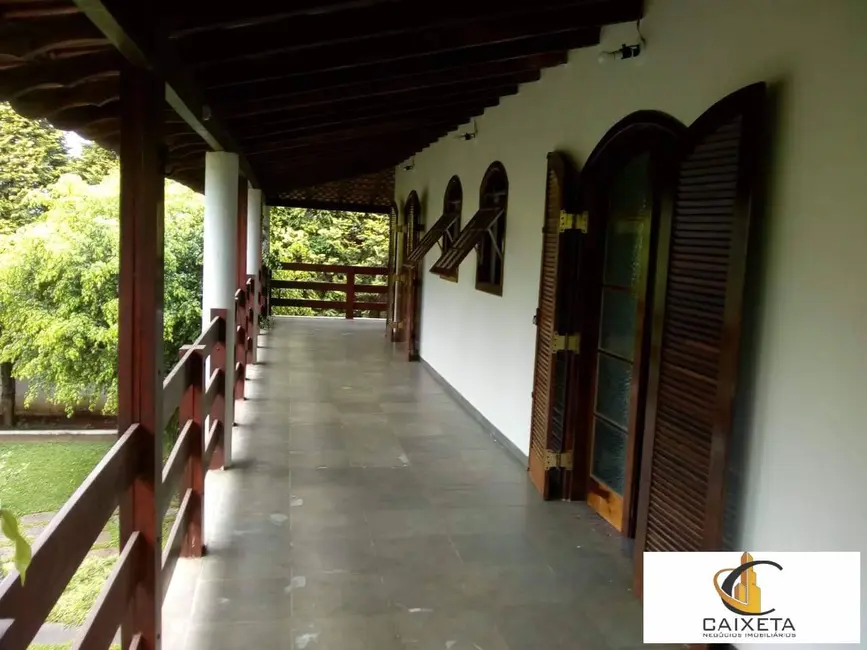 Chácara com 5 quartos à venda, 28000m2 em Sao Roque - SP - imagem 3 Foto 3 de Chácara com 5 quartos à venda, 28000m2 em Sao Roque - SP