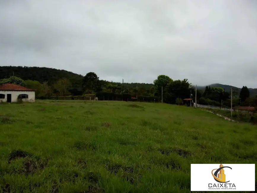 Chácara com 5 quartos à venda, 28000m2 em Sao Roque - SP - imagem 8 Foto 8 de Chácara com 5 quartos à venda, 28000m2 em Sao Roque - SP