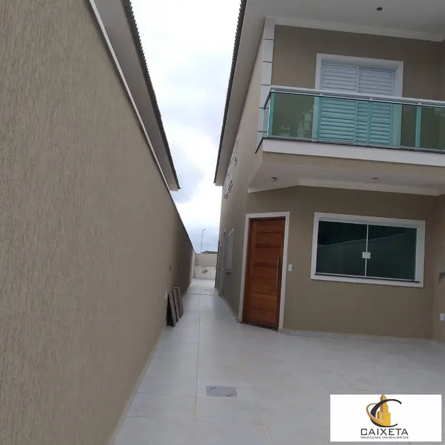 Casa de Condomínio com 3 quartos à venda, 250m2 em Chácara Canta Galo, Cotia - SP - imagem 2 Foto 2 de Casa de Condomínio com 3 quartos à venda, 250m2 em Chácara Canta Galo, Cotia - SP