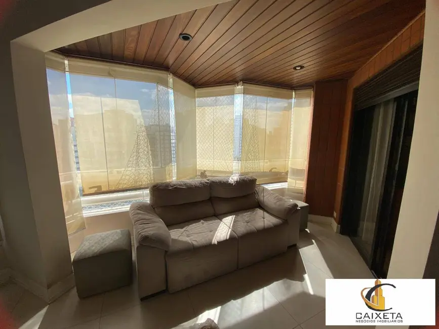 Foto 4 de Apartamento com 4 quartos à venda, 183m2 em Moema, São Paulo - SP