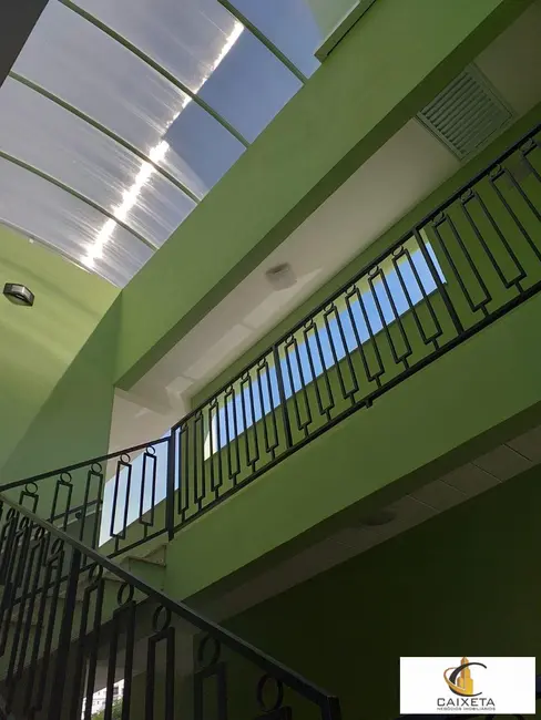 Apartamento com 2 quartos para alugar, 70m2 em Jardim Tupanci, Barueri - SP - imagem 6 Foto 6 de Apartamento com 2 quartos para alugar, 70m2 em Jardim Tupanci, Barueri - SP