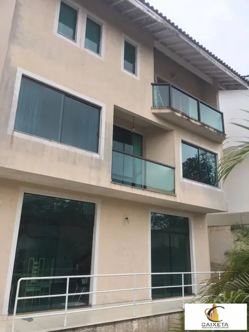 Casa de Condomínio com 5 quartos à venda e para alugar, 370m2 em Alphaville, Santana De Parnaiba - SP - imagem 2 Foto 2 de Casa de Condomínio com 5 quartos à venda e para alugar, 370m2 em Alphaville, Santana De Parnaiba - SP