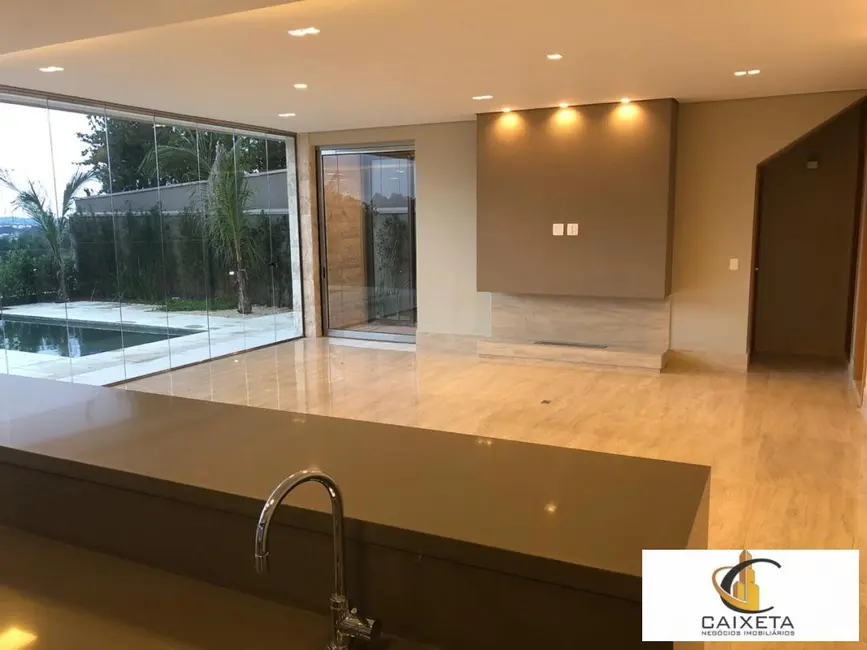 Casa de Condomínio com 4 quartos à venda e para alugar, 514m2 em Tamboré, Barueri - SP - imagem 5 Foto 5 de Casa de Condomínio com 4 quartos à venda e para alugar, 514m2 em Tamboré, Barueri - SP