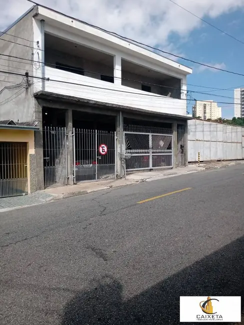 Foto 3 de Casa com 6 quartos à venda, 300m2 em Jardim Tupanci, Barueri - SP