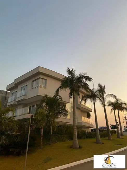 Foto 2 de Casa de Condomínio com 4 quartos para alugar, 421m2 em Tamboré, Barueri - SP
