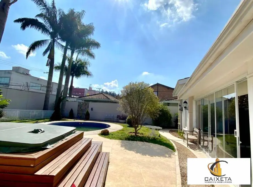 Foto 9 de Casa de Condomínio com 4 quartos à venda, 1200m2 em Aldeia da Serra, Barueri - SP