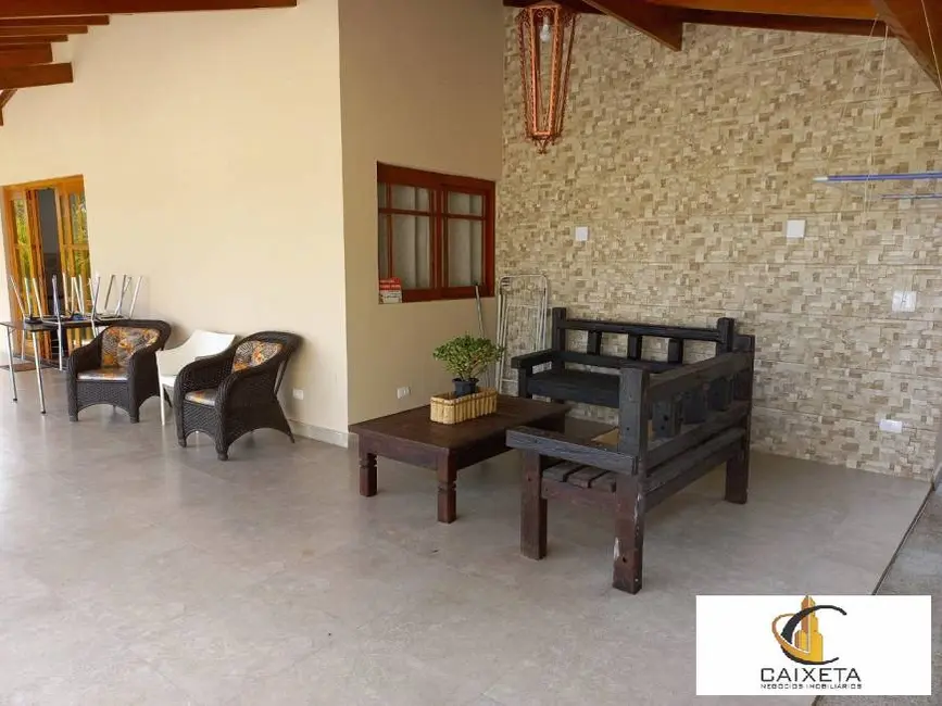 Chácara com 5 quartos à venda, 3000m2 em Mairinque - SP - imagem 6 Foto 6 de Chácara com 5 quartos à venda, 3000m2 em Mairinque - SP