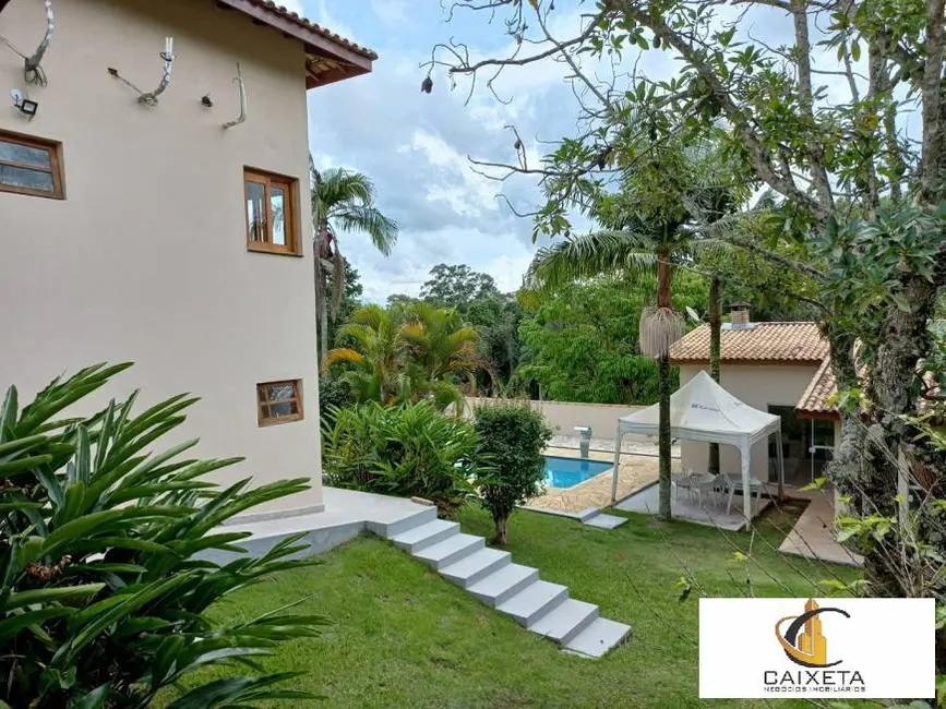 Chácara com 5 quartos à venda, 3000m2 em Mairinque - SP - imagem 4 Foto 4 de Chácara com 5 quartos à venda, 3000m2 em Mairinque - SP