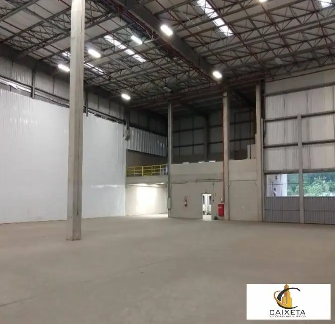 Armazém / Galpão para alugar, 4873m2 em Tamboré, Barueri - SP - imagem 6 Foto 6 de Armazém / Galpão para alugar, 4873m2 em Tamboré, Barueri - SP