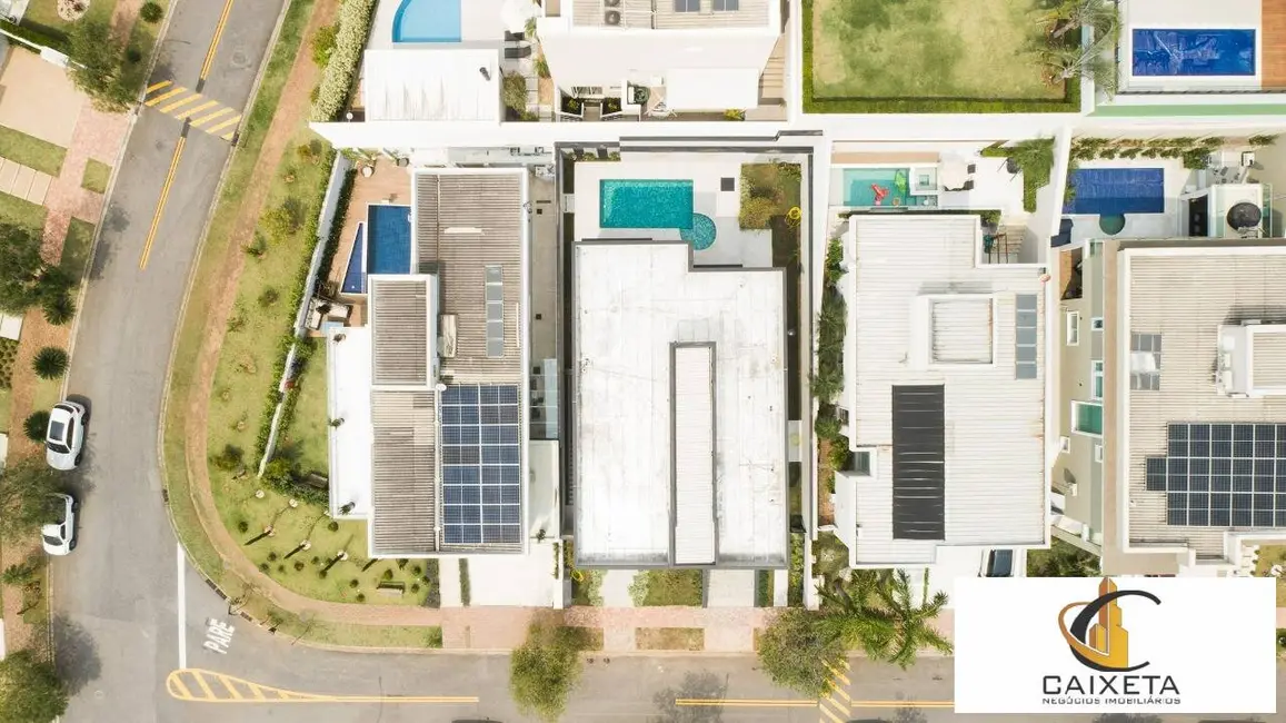 Foto 6 de Casa de Condomínio com 3 quartos à venda, 480m2 em Alphaville, Santana De Parnaiba - SP