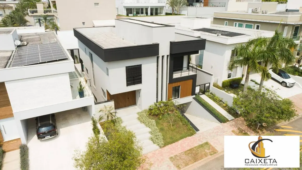 Foto 2 de Casa de Condomínio com 3 quartos à venda, 480m2 em Alphaville, Santana De Parnaiba - SP