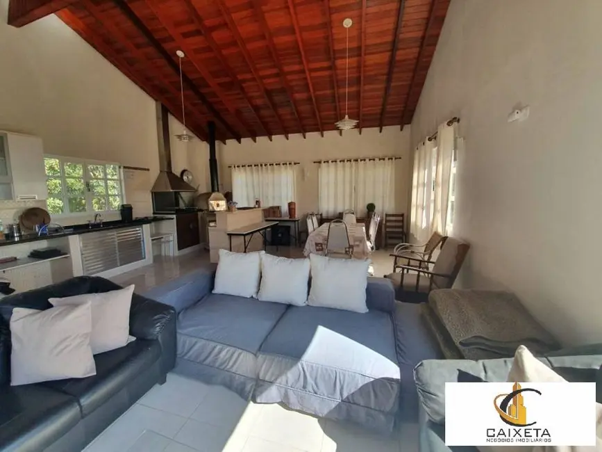 Foto 3 de Chácara com 5 quartos à venda, 3332m2 em Planalto Verde, Sao Roque - SP