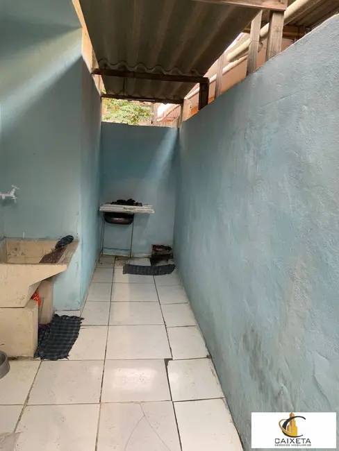 Foto 2 de Casa com 3 quartos à venda, 380m2 em Baronesa, Osasco - SP