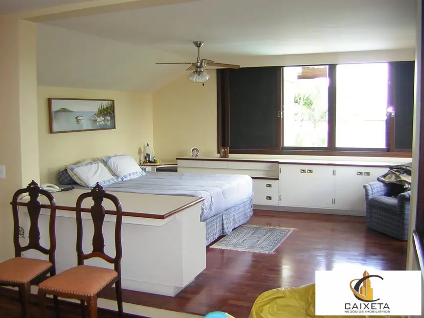 Casa de Condomínio com 5 quartos para alugar, 580m2 em Alphaville Residencial Um, Barueri - SP - imagem 6 Foto 6 de Casa de Condomínio com 5 quartos para alugar, 580m2 em Alphaville Residencial Um, Barueri - SP