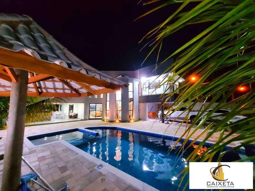 Foto 2 de Chácara com 6 quartos à venda, 3000m2 em Mairinque - SP