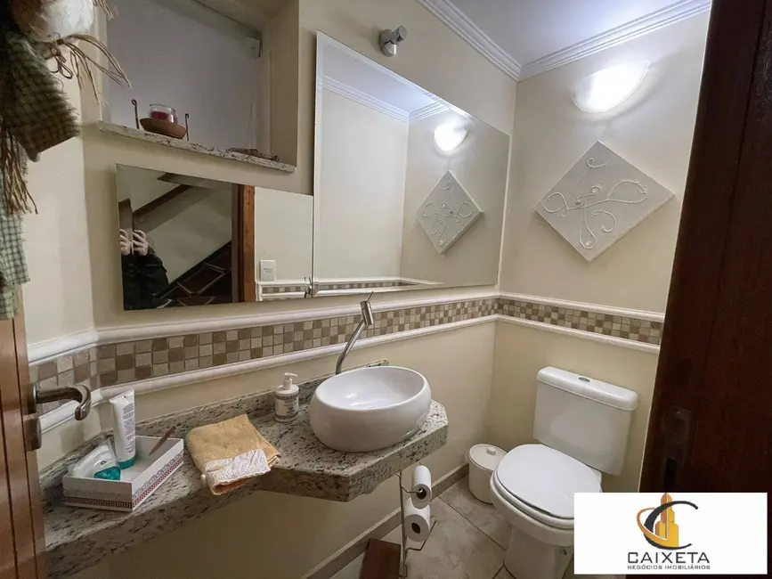 Casa de Condomínio com 3 quartos à venda, 1020m2 em Chácaras São Bento, Valinhos - SP - imagem 9 Foto 9 de Casa de Condomínio com 3 quartos à venda, 1020m2 em Chácaras São Bento, Valinhos - SP