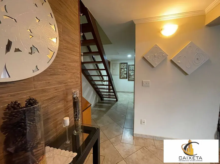 Casa de Condomínio com 3 quartos à venda, 1020m2 em Chácaras São Bento, Valinhos - SP - imagem 5 Foto 5 de Casa de Condomínio com 3 quartos à venda, 1020m2 em Chácaras São Bento, Valinhos - SP