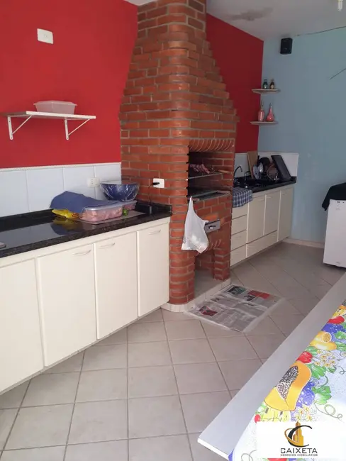 Foto 3 de Casa com 3 quartos à venda, 150m2 em Jardim Elvira, Osasco - SP
