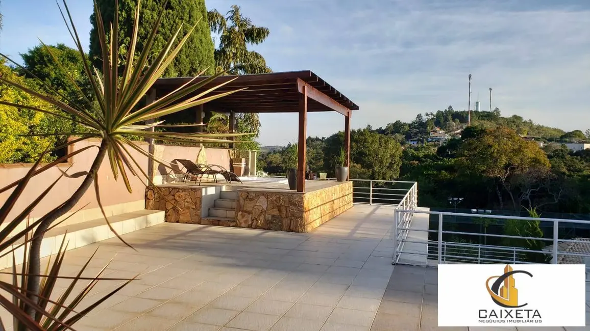 Foto 6 de Chácara com 7 quartos à venda, 2700m2 em Mairinque - SP