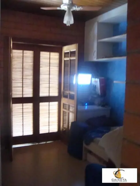 Foto 8 de Casa de Condomínio com 3 quartos à venda, 210m2 em Parque das Iglesias, Jandira - SP