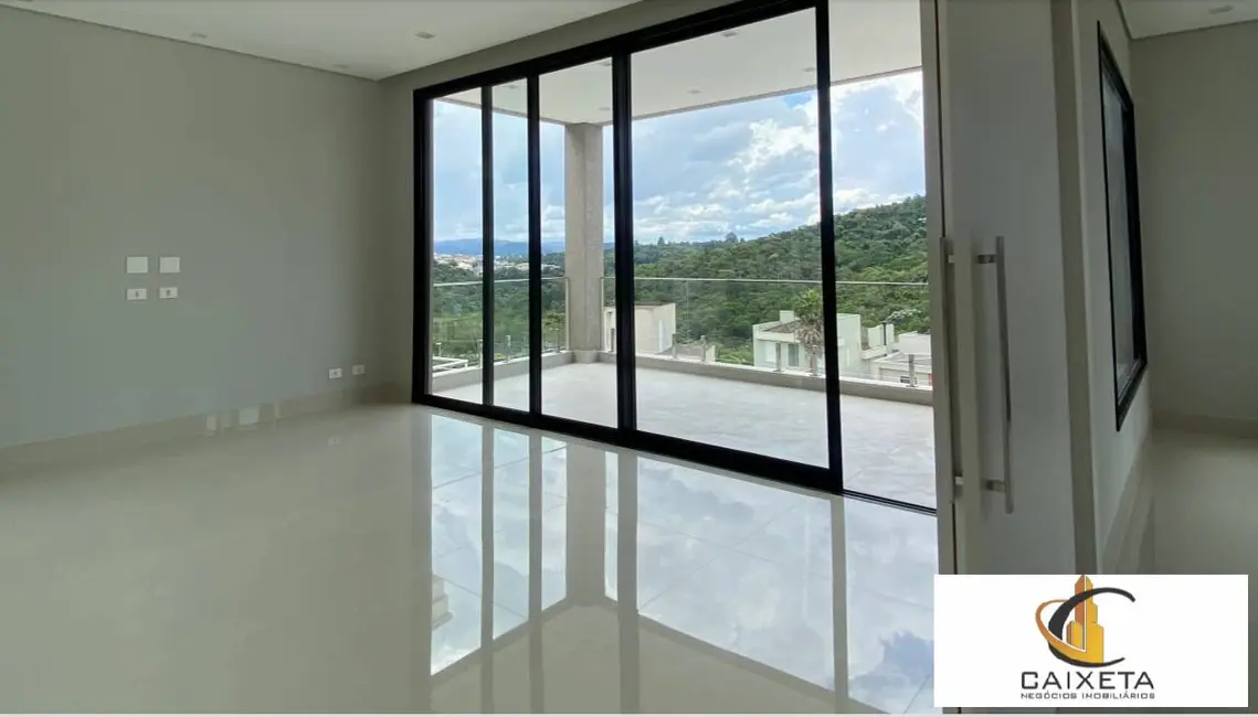 Casa com 4 quartos à venda, 556m2 em Alphaville, Santana De Parnaiba - SP - imagem 7 Foto 7 de Casa com 4 quartos à venda, 556m2 em Alphaville, Santana De Parnaiba - SP