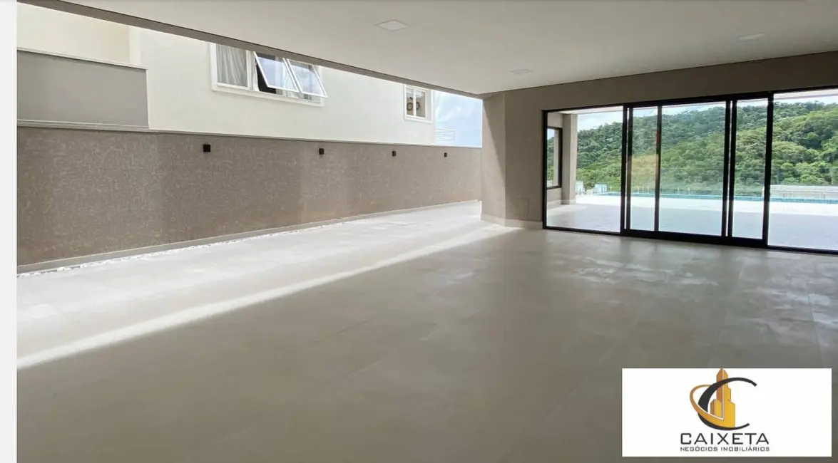 Casa com 4 quartos à venda, 556m2 em Alphaville, Santana De Parnaiba - SP - imagem 5 Foto 5 de Casa com 4 quartos à venda, 556m2 em Alphaville, Santana De Parnaiba - SP
