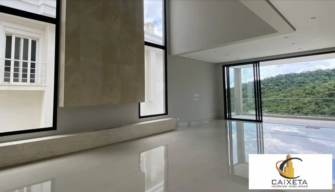 Casa com 4 quartos à venda, 556m2 em Alphaville, Santana De Parnaiba - SP - imagem 3 Foto 3 de Casa com 4 quartos à venda, 556m2 em Alphaville, Santana De Parnaiba - SP