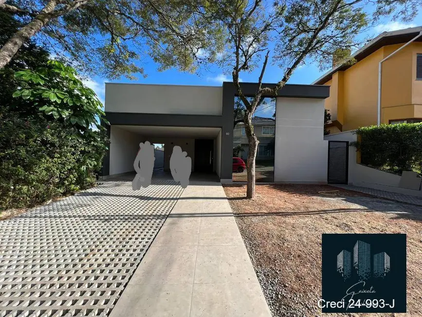 Foto 1 de Casa de Condomínio com 4 quartos à venda, 200m2 em Alphaville, Santana De Parnaiba - SP
