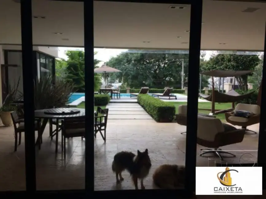 Casa de Condomínio com 6 quartos à venda, 1100m2 em Barueri - SP - imagem 4 Foto 4 de Casa de Condomínio com 6 quartos à venda, 1100m2 em Barueri - SP