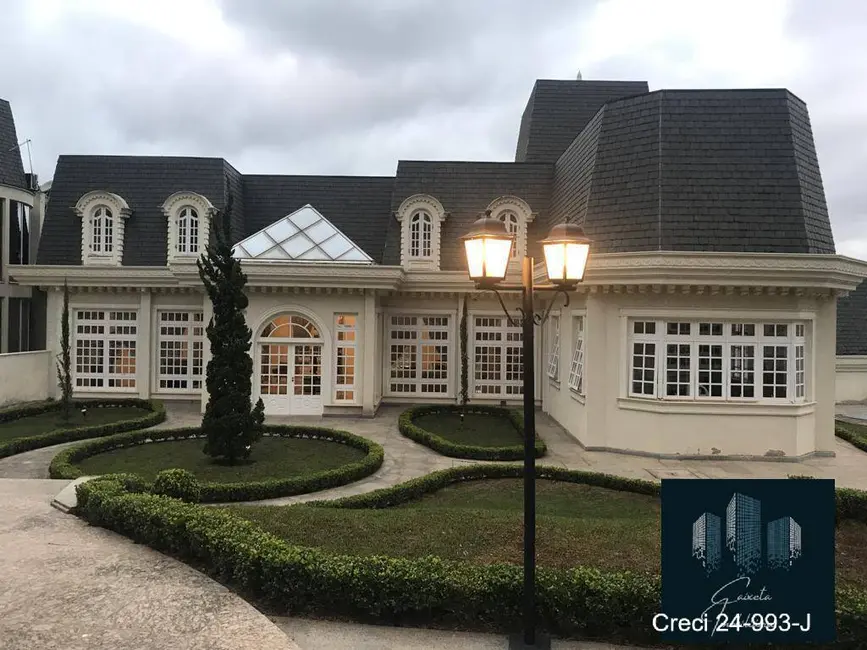 Casa com 5 quartos à venda e para alugar, 2518m2 em Tamboré, Barueri - SP - imagem 3 Foto 3 de Casa com 5 quartos à venda e para alugar, 2518m2 em Tamboré, Barueri - SP