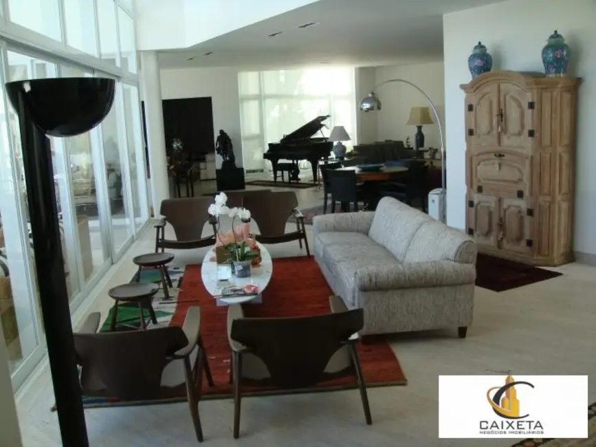 Foto 9 de Casa com 5 quartos à venda, 1000m2 em Aldeia da Serra, Barueri - SP