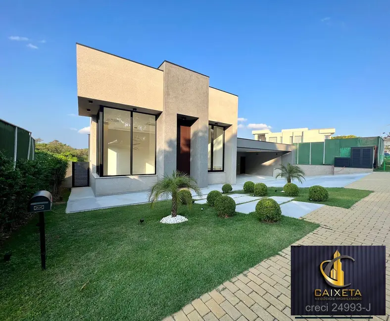 Casa com 4 quartos à venda, 428m2 em Alphaville, Santana De Parnaiba - SP - imagem 4 Foto 4 de Casa com 4 quartos à venda, 428m2 em Alphaville, Santana De Parnaiba - SP