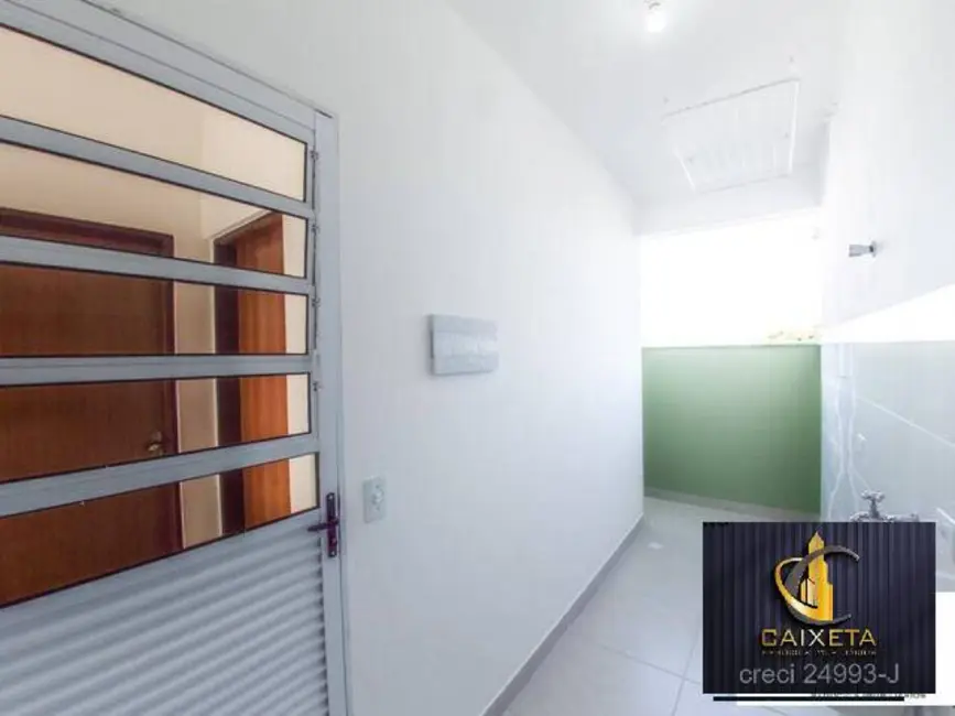 Foto 2 de Apartamento com 1 quarto para alugar, 46m2 em Jardim Tupanci, Barueri - SP