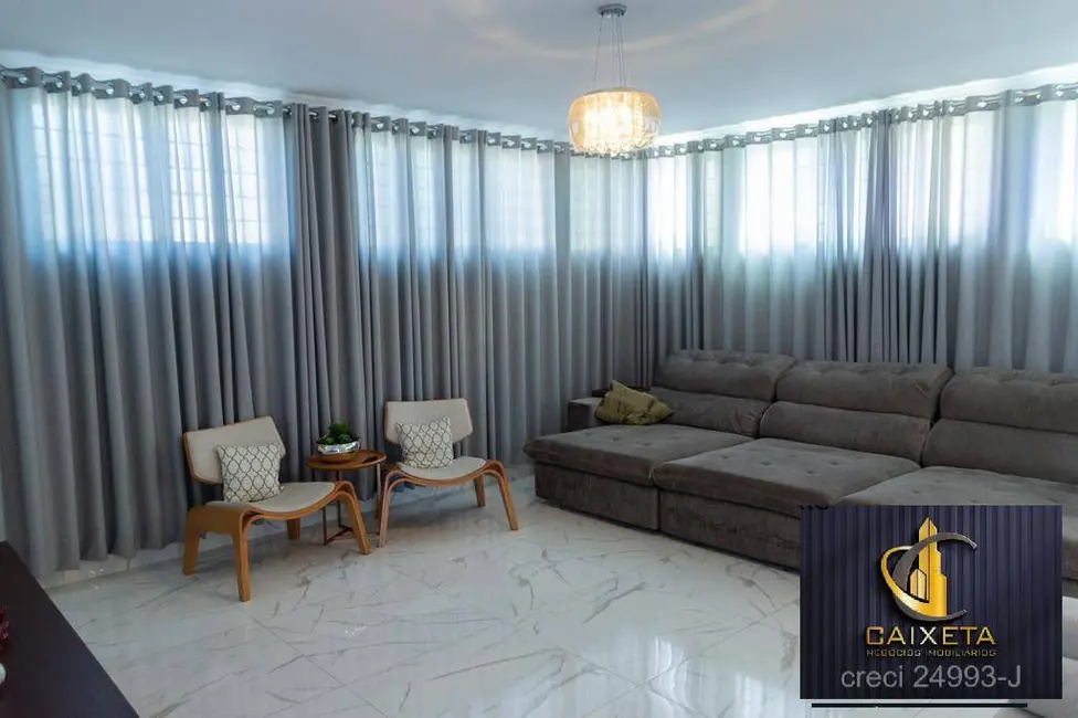 Foto 4 de Casa com 3 quartos à venda, 400m2 em Vila Cardia, Bauru - SP