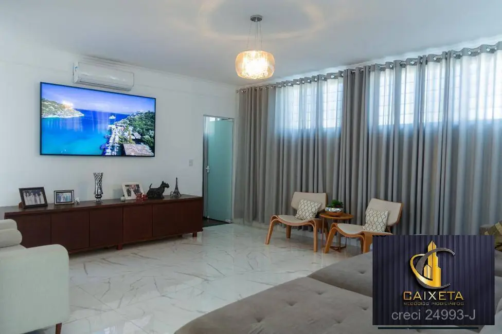 Foto 3 de Casa com 3 quartos à venda, 400m2 em Vila Cardia, Bauru - SP