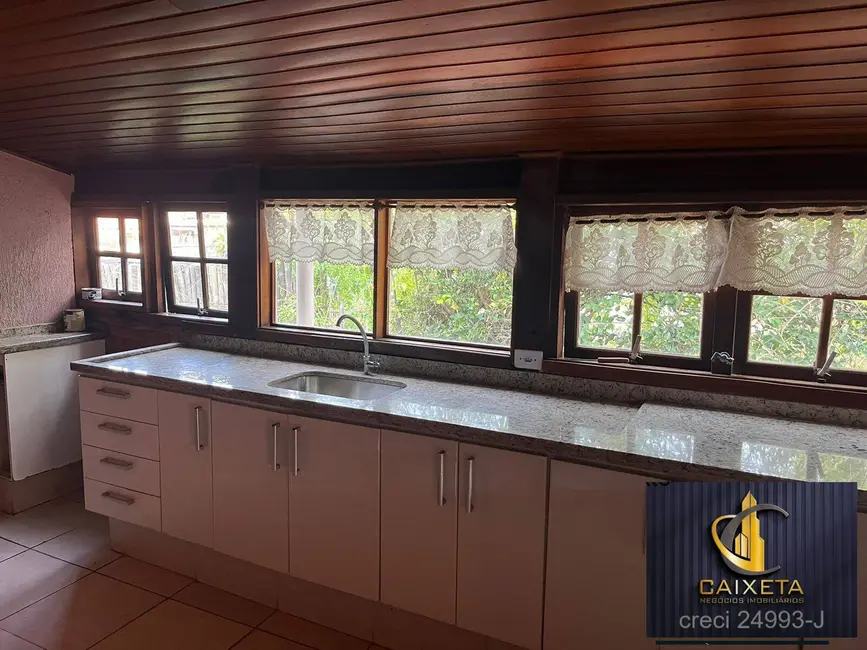 Casa com 3 quartos à venda, 1700m2 em Chácaras São Bento, Valinhos - SP - imagem 9 Foto 9 de Casa com 3 quartos à venda, 1700m2 em Chácaras São Bento, Valinhos - SP