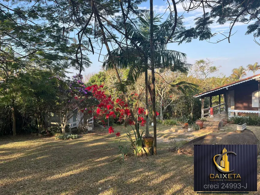 Casa com 3 quartos à venda, 1700m2 em Chácaras São Bento, Valinhos - SP - imagem 3 Foto 3 de Casa com 3 quartos à venda, 1700m2 em Chácaras São Bento, Valinhos - SP