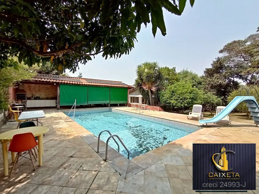 Casa de Condomínio com 7 quartos para alugar, 1270m2 em Chácaras São Bento, Valinhos - SP - imagem 2 Foto 2 de Casa de Condomínio com 7 quartos para alugar, 1270m2 em Chácaras São Bento, Valinhos - SP