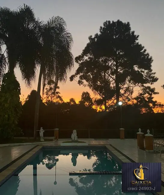 Foto 6 de Chácara com 9 quartos à venda, 25000m2 em Sao Roque - SP