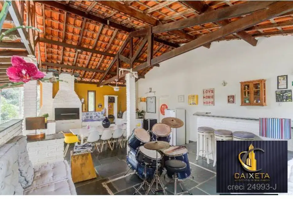 Foto 4 de Chácara com 5 quartos à venda, 4000m2 em Saboó, Sao Roque - SP