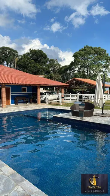 Chácara com 3 quartos à venda, 420m2 em Caete (Mailasqui), Sao Roque - SP - imagem 3 Foto 3 de Chácara com 3 quartos à venda, 420m2 em Caete (Mailasqui), Sao Roque - SP