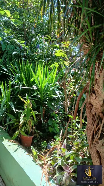 Casa com 5 quartos à venda, 250m2 em Jardim Silveira, Barueri - SP - imagem 4 Foto 4 de Casa com 5 quartos à venda, 250m2 em Jardim Silveira, Barueri - SP