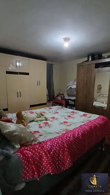 Casa com 5 quartos à venda, 250m2 em Jardim Silveira, Barueri - SP - imagem 9 Foto 9 de Casa com 5 quartos à venda, 250m2 em Jardim Silveira, Barueri - SP