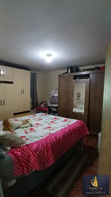 Casa com 5 quartos à venda, 250m2 em Jardim Silveira, Barueri - SP - imagem 8 Foto 8 de Casa com 5 quartos à venda, 250m2 em Jardim Silveira, Barueri - SP