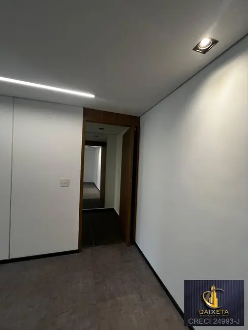 Foto 5 de Sala Comercial à venda, 550m2 em Alphaville Empresarial, Barueri - SP