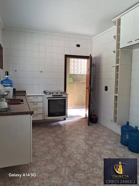Casa de Condomínio com 3 quartos à venda, 500m2 em São Fernando Residência, Barueri - SP - imagem 3 Foto 3 de Casa de Condomínio com 3 quartos à venda, 500m2 em São Fernando Residência, Barueri - SP
